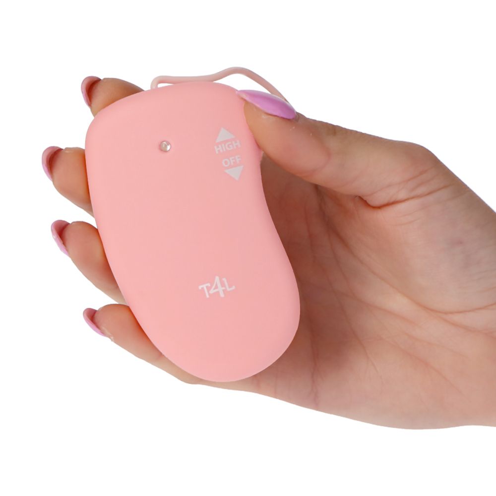 Real Rapture PVC Remote Dildo 17.5cm – Realistic Vibrating Dildo with Wired Remote - Image 4
